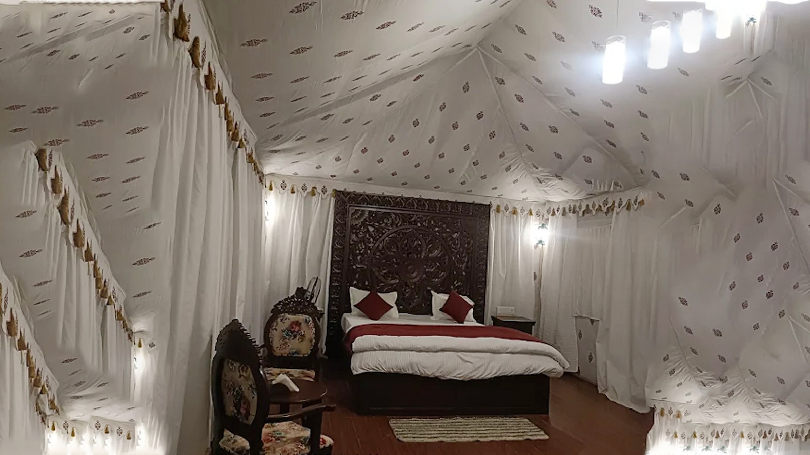 luxury tent